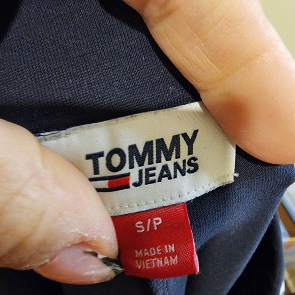 TOMMY JEANS women's navy bike shorts size S/P - Picture 6 of 7